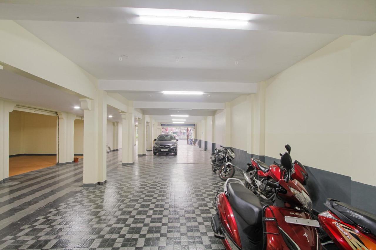 Oyo 62220 Hotel Stay Inn Kalyān Eksteriør bilde