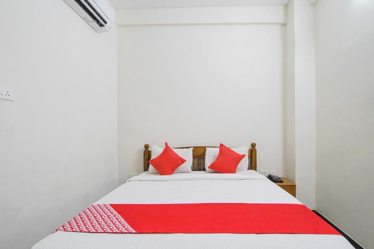 Oyo 62220 Hotel Stay Inn Kalyān Eksteriør bilde